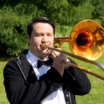 11.09.2020. Kielce. Obchody 19. rocznicy ataku na World Trade Center przed pomnikiem Homo Homini / Piotr Kwaśniewski / Radio Kielce