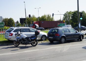 14.09.2020. Kielce. Wypadek na skrzyżowaniu ulic Seminaryjskiej i Tarnowskiej / Piotr Kwaśniewski / Radio Kielce