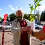 18.09.2020 Kielce. Radio Kielce. Akcja „SadziMY” / Piotr Kwaśniewski / Radio Kielce