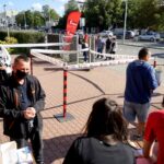 18.09.2020 Kielce. Radio Kielce. Akcja „SadziMY” / Piotr Kwaśniewski / Radio Kielce