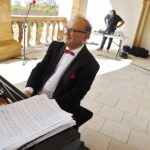 05.09.2020 Kielce. „Chopinowskie inspiracje” w ogrodzie włoskim Pałacu Biskupów Krakowskich. Na zdjęciu: Artur Jaroń / Jarosław Kubalski / Radio Kielce