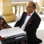 05.09.2020 Kielce. „Chopinowskie inspiracje” w ogrodzie włoskim Pałacu Biskupów Krakowskich. Na zdjęciu: Artur Jaroń / Jarosław Kubalski / Radio Kielce