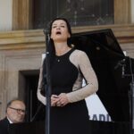 05.09.2020 Kielce. „Chopinowskie inspiracje” w ogrodzie włoskim Pałacu Biskupów Krakowskich. Na zdjęciu: Artur Jaroń i Joanna Woś / Jarosław Kubalski / Radio Kielce