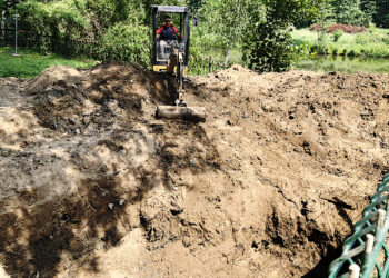 Prace ekshumacyjne na cmentarzu na Piaskach / Jarosław Kubalski / Radio Kielce