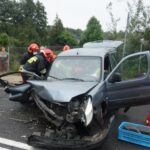 02.09.2020. Piła. Czołowe zderzenie dwóch samochodów / PSP