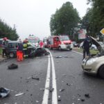 02.09.2020. Piła. Czołowe zderzenie dwóch samochodów / PSP