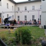 05.09.2020 Pińczów. „Koncert dla Przyjaciela”. Przy fortepianie: Artur Dudkiewicz / Marta Gajda / Radio Kielce