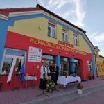 10.09.2020. Stopnica. Otwarcie Centrum Rehabilitacyjno-Opiekuńczego. Na zdjęciu (z lewej): Jan Piotrowski - biskup kielecki / Marta Gajda / Radio Kielce