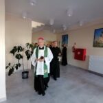10.09.2020. Stopnica. Otwarcie Centrum Rehabilitacyjno-Opiekuńczego. Na zdjęciu: Jan Piotrowski - biskup kielecki / Marta Gajda / Radio Kielce