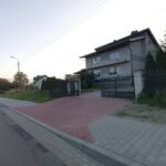 18.09.2020 Drożejowice. Chodnik wzdłuż drogi wojewódzkiej 767 / Marta Gajda / Radio Kielce