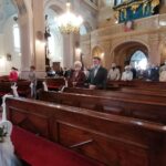 20.09.2020. Pińczów. Uroczystości upamiętniające 592. rocznicę lokacji miasta. Msza w intencji mieszkańców odprawiona w kościele pod wezwaniem Świętego Jana Apostoła i Ewangelisty / Marta Gajda / Radio Kielce