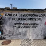 26.09.2020. Pińczów. Mural upamiętniający szkołę szybowcową Polichno-Pińczów / Marta Gajda / Radio Kielce