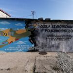 26.09.2020. Pińczów. Mural upamiętniający szkołę szybowcową Polichno-Pińczów / Marta Gajda / Radio Kielce