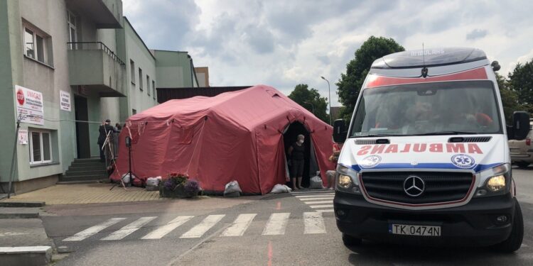 16.07.2020. Sandomierz. Szpital Specjalistyczny Ducha Świętego / Grażyna-Szlęzak-Wójcik / Radio Kielce