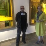 05.09.2020 Sandomierz. BWA. Wystawa „Czarne słońce”. Na zdjęciu (od lewej): Jacek Rykała - autor i Katarzyna Pisarczyk - dyrektor Biura Wystaw Artystycznych w Sandomierzu / Grażyna Szlęzak-Wójcik / Radio Kielce