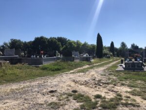 04.09.2020 Sandomierz. Cmentarz komunalny / Grażyna Szlęzak-Wójcik / Radio Kielce