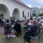 05.09.2020. Staszów. Narodowe Czytanie / Grażyna Szlęzak-Wójcik / Radio Kielce