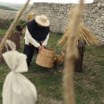 26.09.2020 Chęciny. Pokaz poświęcony bartnictwu i pszczelarstwu / Jarosław Kubalski / Radio Kielce