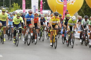 05.07.2019 Skarżysko - Kamienna. Wyścig Solidarności. Start do etapu Skarżysko - Kamienna - Stalowa Wola / Jarosław Kubalski / Radio Kielce