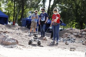 11.09.2020 Kielce. European Rover Challenge. Rozpoczęcie zawodów / Jarosław Kubalski / Radio Kielce