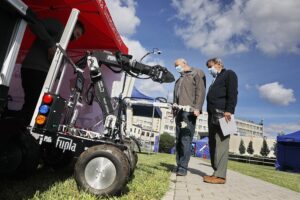 11.09.2020 Kielce. European Rover Challenge. Rozpoczęcie zawodów / Jarosław Kubalski / Radio Kielce