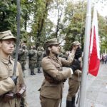 27.09.2020 Kielce. Uroczystości przed pomnikiem Armii Krajowej w 81. rocznicę utworzenia Polskiego Państwa Podziemnego / Jarosław Kubalski / Radio Kielce