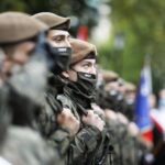 27.09.2020 Kielce. Uroczystości przed pomnikiem Armii Krajowej w 81. rocznicę utworzenia Polskiego Państwa Podziemnego / Jarosław Kubalski / Radio Kielce