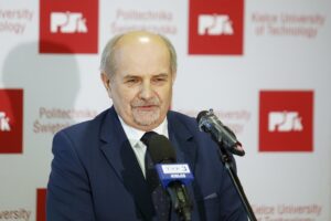 30.09.2020 Kielce. PŚk. Konferencja prasowa. Dr hab. inż Włodzimierz Makieła / Jarosław Kubalski / Radio KielceE