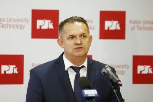 30.09.2020 Kielce. PŚk. Konferencja prasowa. Dr hab. inż Grzegorz Świt / Jarosław Kubalski / Radio KielceE