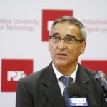 30.09.2020 Kielce. PŚk. Konferencja prasowa. Dr hab. inż Dariusz Bojczuk / Jarosław Kubalski / Radio KielceE