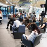 05.09.2020 Kielce. Mediateka na dworcu autobusowym. Narodowe Czytanie "Balladyny" J. Słowackiego / Jarosław Kubalski / Radio Kielce