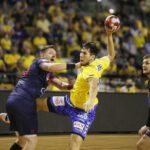 11.09.2020 Kielce. PGNiG Superliga. Mecz Łomża Vive Kielce - Sandra Spa Pogoń Szczecin. Daniel Dujszebajew / Jarosław Kubalski / Radio Kielce