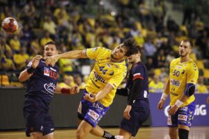 11.09.2020 Kielce. PGNiG Superliga. Mecz Łomża Vive Kielce - Sandra Spa Pogoń Szczecin. Daniel Dujszebajew / Jarosław Kubalski / Radio Kielce