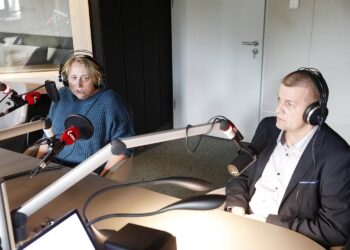 29.09.2020 Radio Kielce. Punkty Widzenia. Od lewej: rzecznik MPEC Anna Niedzielska i prezes spółdzielni mieszkaniowej Bocianek w Kielcach / Jarosław Kubalski / Radio Kielce
