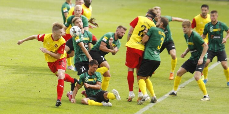 05.09.2020. Kielce. 2. kolejka Fortuna 1. ligi: Korona Kielce - GKS 1962 Jastrzębie / Jarosław Kubalski / Radio Kielce