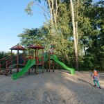 11.09.2020 Kornacice. Plac zabaw wykonany w ramach budżetu obywatelskiego / Emilia Sitarska / Radio Kielce