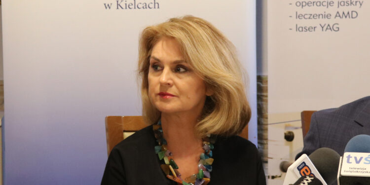 Małgorzata Kiebzak, dyrektor kieleckiego oddziału NFZ / Magdalena Blicharska / Radio Kielce