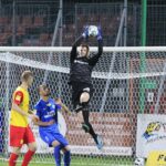 11.09.2020. Niepołomice. 3. kolejka Fortuna 1 ligi: Puszcza Niepołomice - Korona Kielce / Krzysztof Bujnowicz / Radio Kielce