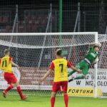 11.09.2020. Niepołomice. 3. kolejka Fortuna 1 ligi: Puszcza Niepołomice - Korona Kielce / Krzysztof Bujnowicz / Radio Kielce
