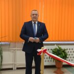 22.09.2020 Janik. Otwarcie po remoncie stołówki w Zespole Szkolno-Przedszkolnym. Na zdjęciu Lech Łodej - burmistrz Kunowa / Emilia Sitarska / Radio Kielce