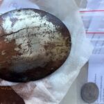 17.09.2020. Kąty Stare. Odkrycia podczas prac archeologicznych - tablice nagrobne / ks. Witold Januś