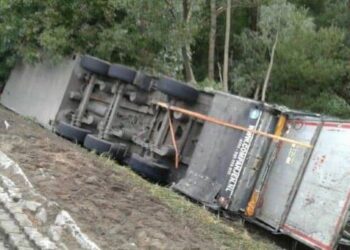 10.09.2020 Płaczków. Wypadek na drodze krajowej nr 42 / policja