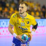 Rzuca Artsiom Karaliok / Fot. Wiktor Taszłow - Radio Kielce