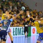 23.09.2020 Kielce. Liga Mistrzów. Mecz Łomża Vive Kielce - MOL Pick Szeged. Na zdjęciu: Władysław Kulesz i Artsiom Karaliok / Wiktor Taszłow / Radio Kielce