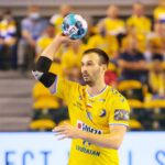 23.09.2020 Kielce. Liga Mistrzów. Mecz Łomża Vive Kielce - MOL Pick Szeged. Na zdjęciu: Igor Karacić / Wiktor Taszłow / Radio Kielce