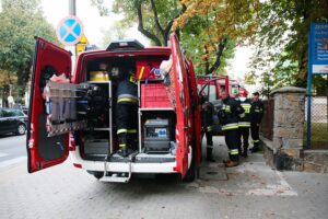 180 osób ewakuowano ze szkoły. Doszło do rozpylenia gazu