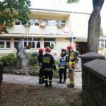 24.09.2020. Kielce. Alarm bombowy w Szkole Podstawowej Sióstr Nazaretanek / Wiktor Taszłow / Radio Kielce