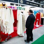 28.09.2020. Kielce. SACROEXPO - XXI Międzynarodowa Wystawa Budownictwa i Wyposażenia Kościołów, Sztuki Sakralnej i Dewocjonaliów / Wiktor Taszłow / Radio Kielce