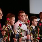 29.09.2020. Kielce. Mała scena KCK. Nagrody "Nadzieje Kielc". Na zdjęciu (od lewej): Piotr Rysiński, Łukasz Skrzyniarz, Mateusz Szymkiewicz, Jakub Treszczotko, Mateusz Wójcik, Filip Zdziech / Wiktor Taszłow / Radio Kielce