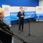 01.09.2020. Kielce. Wojewódzkie uroczystości rozpoczęcia roku szkolnego. Przemawia Krzysztof Słoń - senator / Wiktor Taszłow / Radio Kielce
